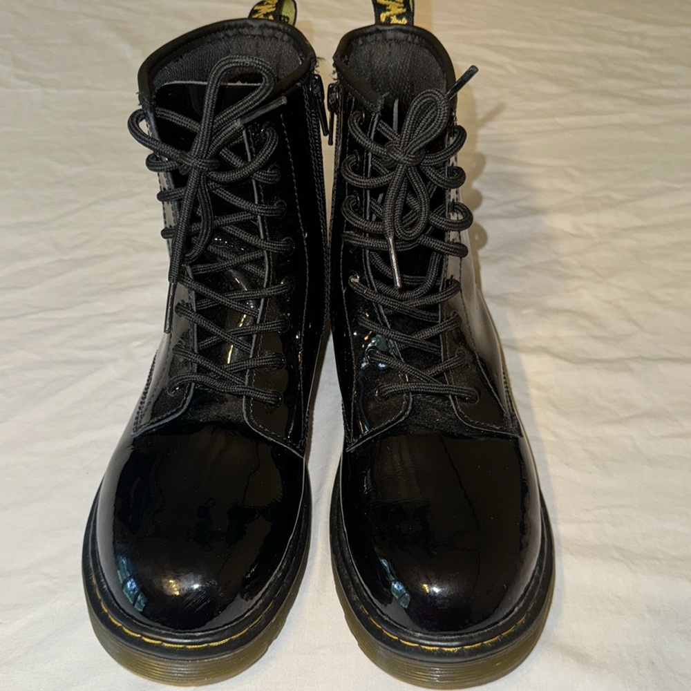 Dr. Martens 1460 Patent Leather Boots Black Glossy 7 Women Y2K goth - Picture 2 of 10
